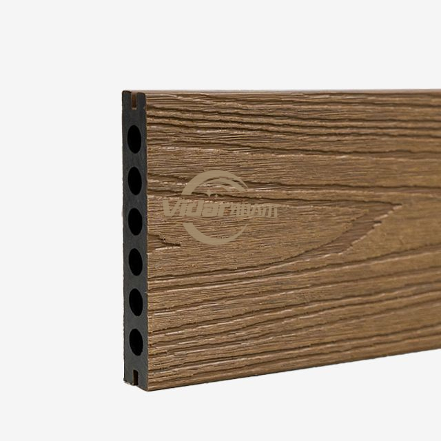Sind hohle WPC-Terrassendielen eine gute Wahl für gewerbliche Außenböden?
